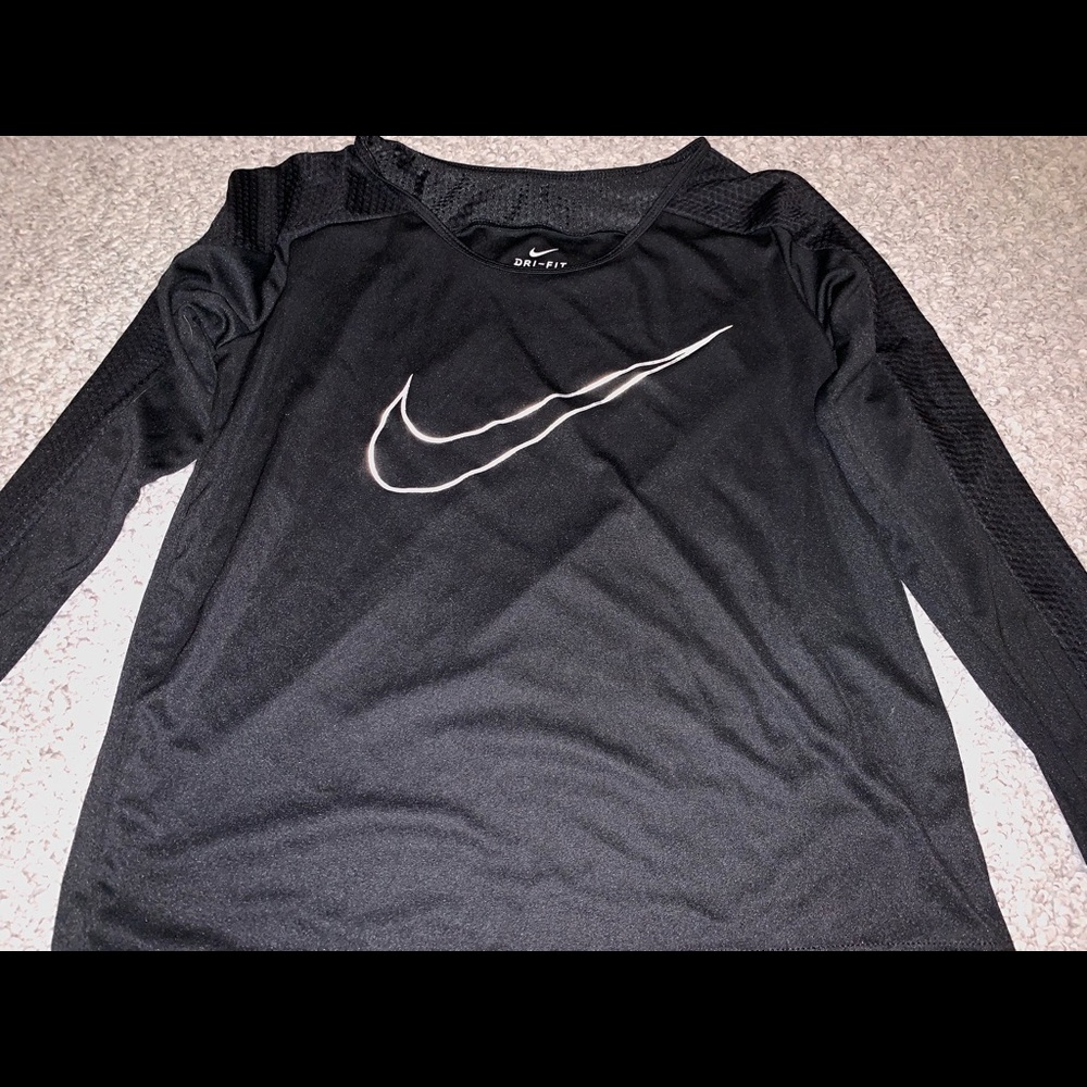 Women’s Nike long sleeve